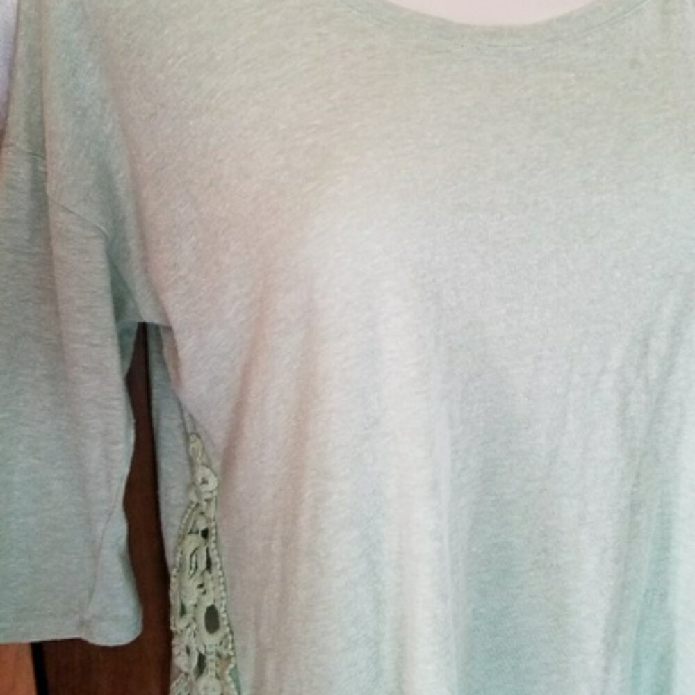 2 light and casual pullover tops Size 0X - Picture 4 of 8